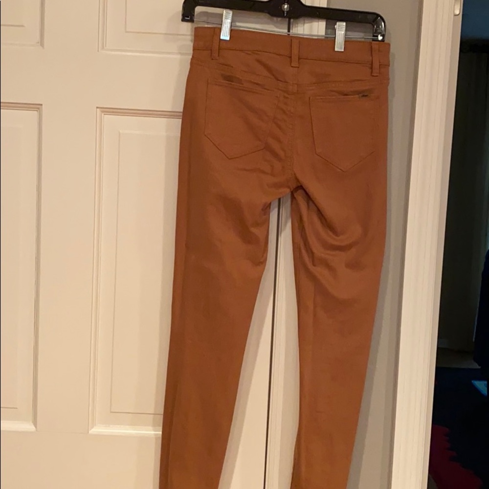 else mustard color skinny jeans. - Picture 3 of 8